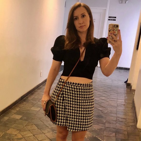 Meet your Posher, Ali - Picture 3 of 4